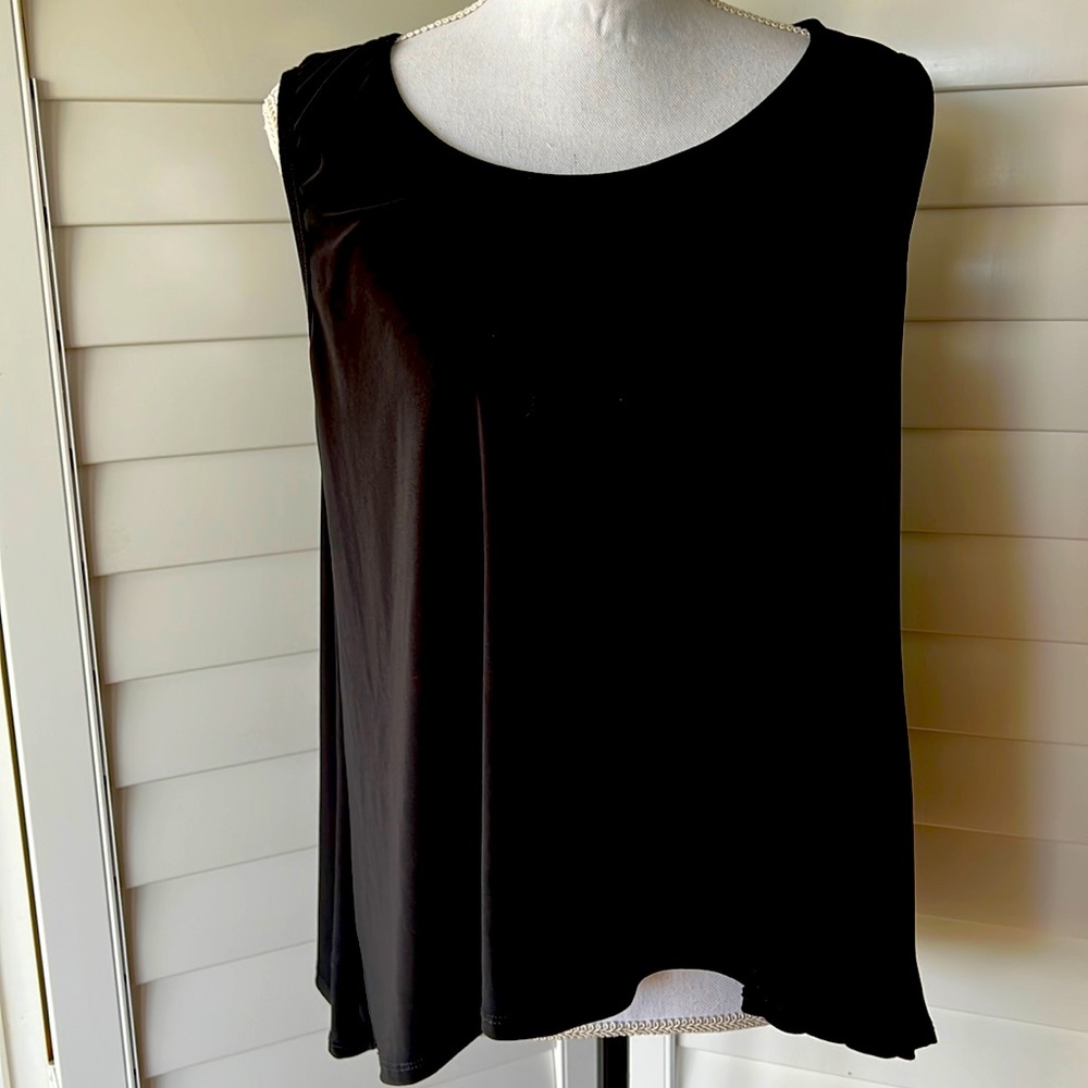 Womens sleeveless high low jersey top